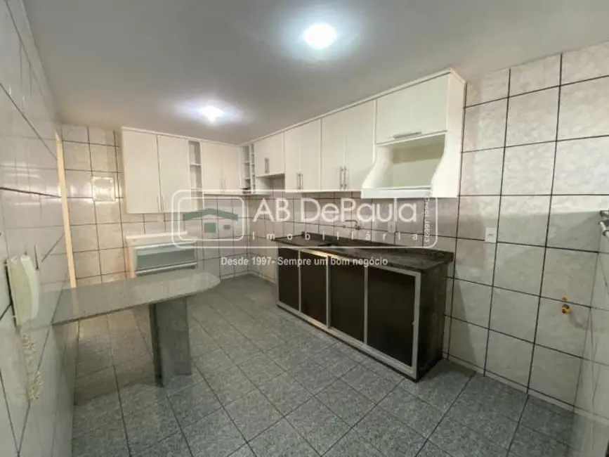 Apartamento com 3 quartos à venda, 115m2 em Rio De Janeiro - RJ - imagem 8 Foto 8 de Apartamento com 3 quartos à venda, 115m2 em Rio De Janeiro - RJ
