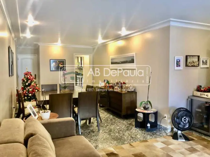 Apartamento com 4 quartos à venda, 183m2 em Rio De Janeiro - RJ - imagem 4 Foto 4 de Apartamento com 4 quartos à venda, 183m2 em Rio De Janeiro - RJ