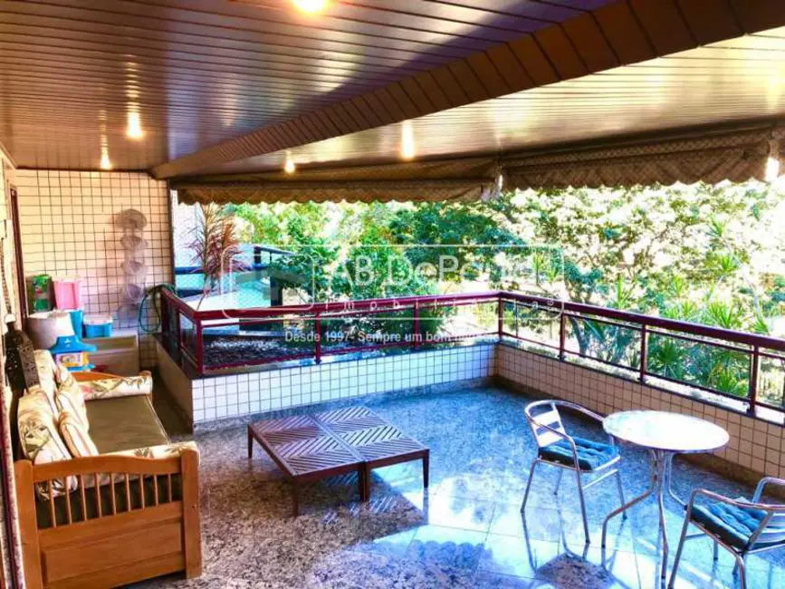 Foto 2 de Apartamento com 4 quartos à venda, 183m2 em Rio De Janeiro - RJ