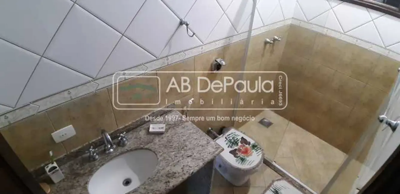 Foto 9 de Casa com 4 quartos à venda, 359m2 em Rio De Janeiro - RJ