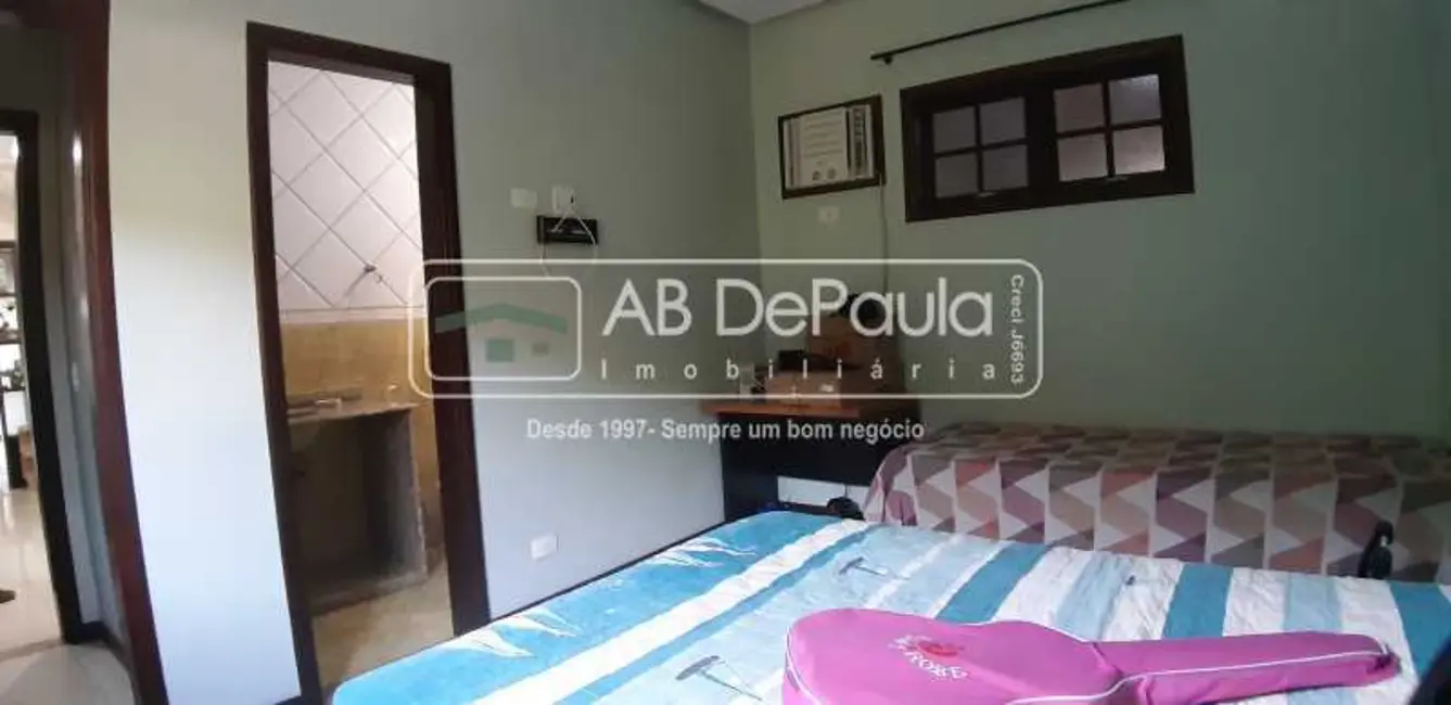 Foto 8 de Casa com 4 quartos à venda, 359m2 em Rio De Janeiro - RJ