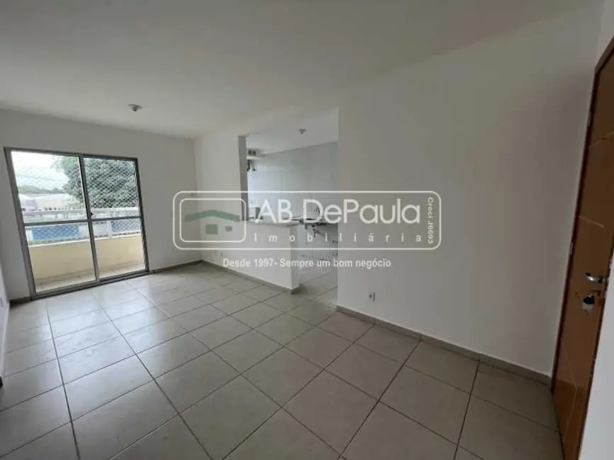 Foto 2 de Apartamento com 2 quartos para alugar, 60m2 em Rio De Janeiro - RJ