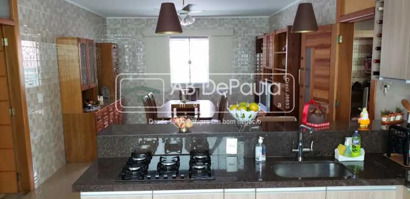 Foto 2 de Casa com 3 quartos à venda, 350m2 em Rio De Janeiro - RJ