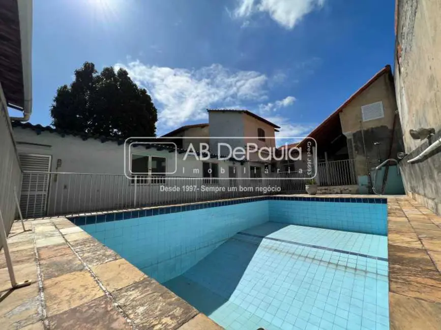 Casa com 3 quartos à venda, 290m2 em Rio De Janeiro - RJ - imagem 4 Foto 4 de Casa com 3 quartos à venda, 290m2 em Rio De Janeiro - RJ