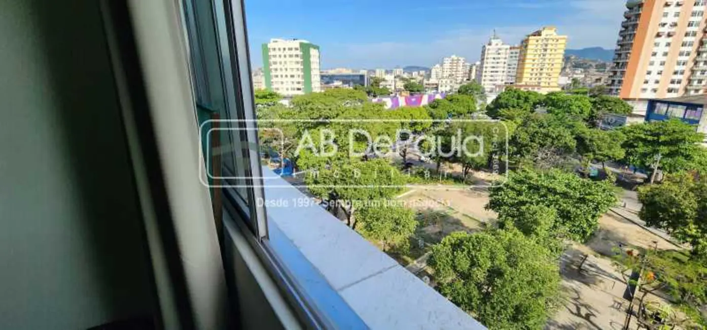 Foto 2 de Apartamento com 2 quartos à venda, 72m2 em Rio De Janeiro - RJ