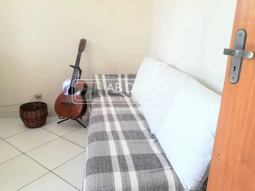 Foto 5 de Casa com 2 quartos à venda, 120m2 em Rio De Janeiro - RJ