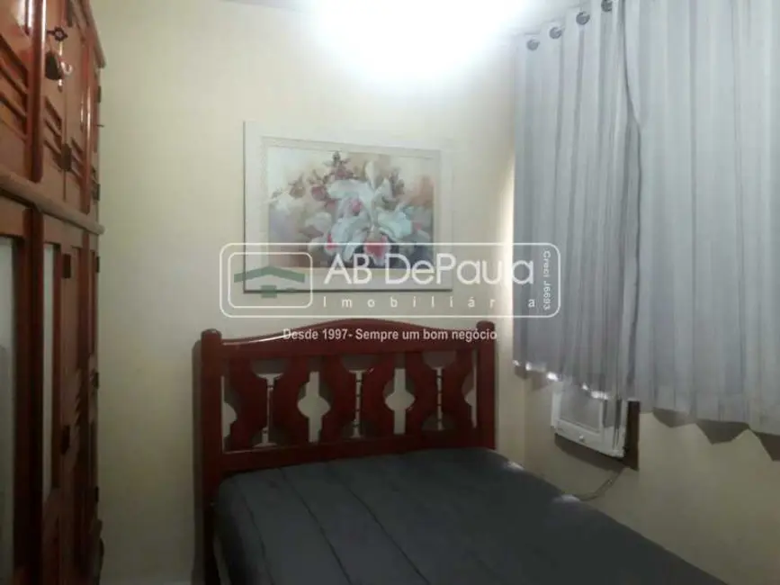 Foto 3 de Casa com 2 quartos à venda, 120m2 em Rio De Janeiro - RJ