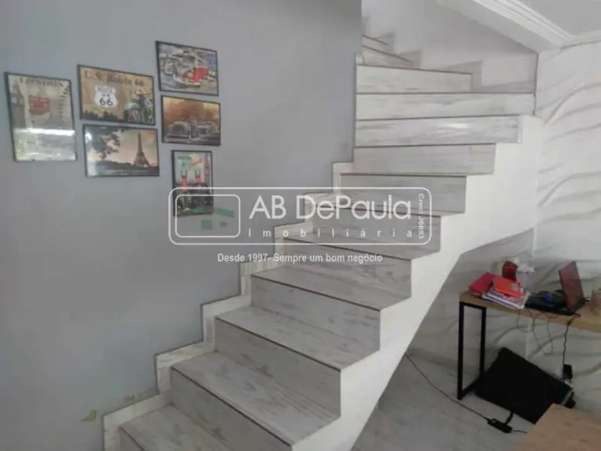 Casa com 3 quartos à venda, 140m2 em Rio De Janeiro - RJ - imagem 3 Foto 3 de Casa com 3 quartos à venda, 140m2 em Rio De Janeiro - RJ