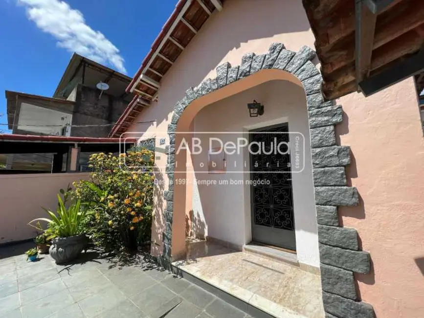 Casa com 3 quartos à venda, 165m2 em Rio De Janeiro - RJ - imagem 3 Foto 3 de Casa com 3 quartos à venda, 165m2 em Rio De Janeiro - RJ