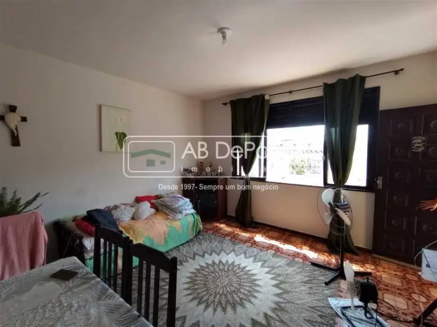 Foto 2 de Casa com 3 quartos à venda, 100m2 em Rio De Janeiro - RJ