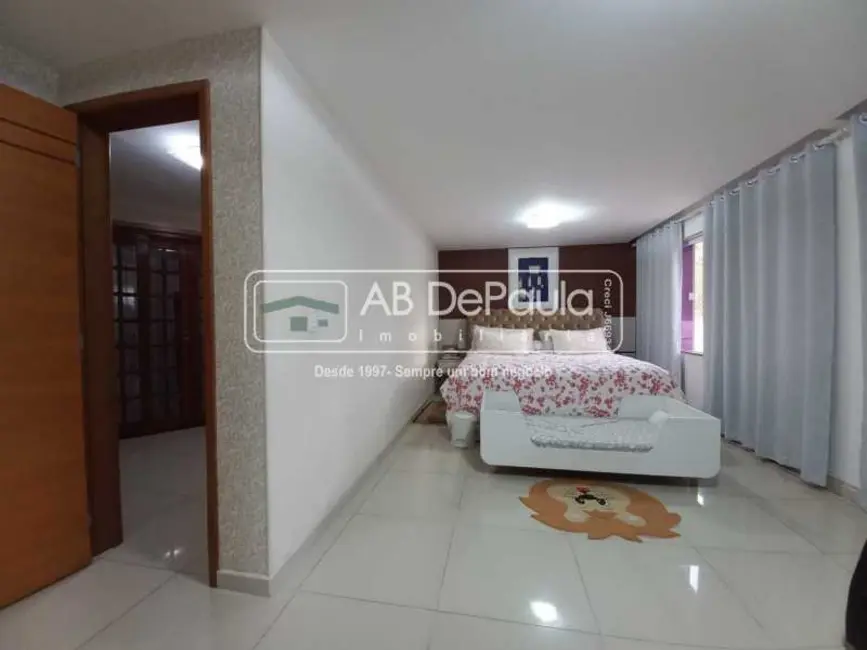 Casa com 4 quartos à venda, 251m2 em Rio De Janeiro - RJ - imagem 9 Foto 9 de Casa com 4 quartos à venda, 251m2 em Rio De Janeiro - RJ