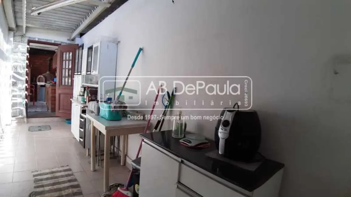 Casa com 4 quartos à venda, 140m2 em Rio De Janeiro - RJ - imagem 6 Foto 6 de Casa com 4 quartos à venda, 140m2 em Rio De Janeiro - RJ