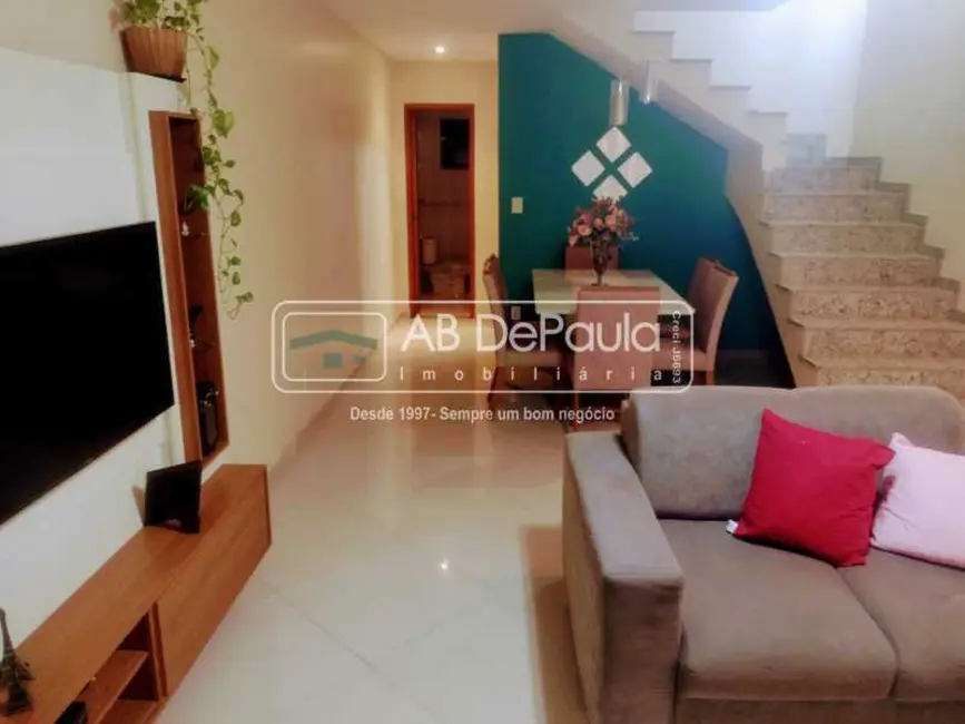 Casa de Condomínio com 3 quartos à venda, 150m2 em Rio De Janeiro - RJ - imagem 6 Foto 6 de Casa de Condomínio com 3 quartos à venda, 150m2 em Rio De Janeiro - RJ