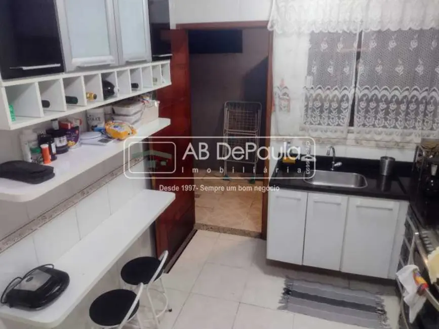 Casa de Condomínio com 3 quartos à venda, 150m2 em Rio De Janeiro - RJ - imagem 8 Foto 8 de Casa de Condomínio com 3 quartos à venda, 150m2 em Rio De Janeiro - RJ