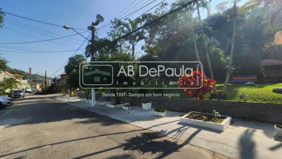 Terreno / Lote à venda, 250m2 em Rio De Janeiro - RJ - imagem 3 Foto 3 de Terreno / Lote à venda, 250m2 em Rio De Janeiro - RJ