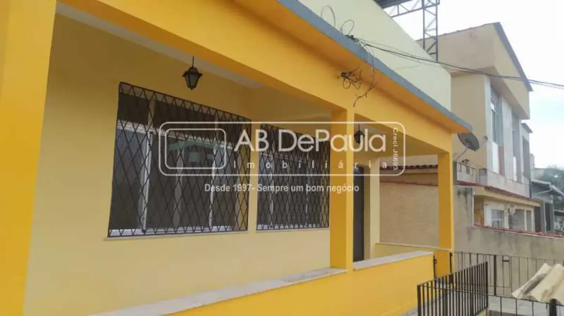 Foto 2 de Casa com 4 quartos à venda, 328m2 em Rio De Janeiro - RJ