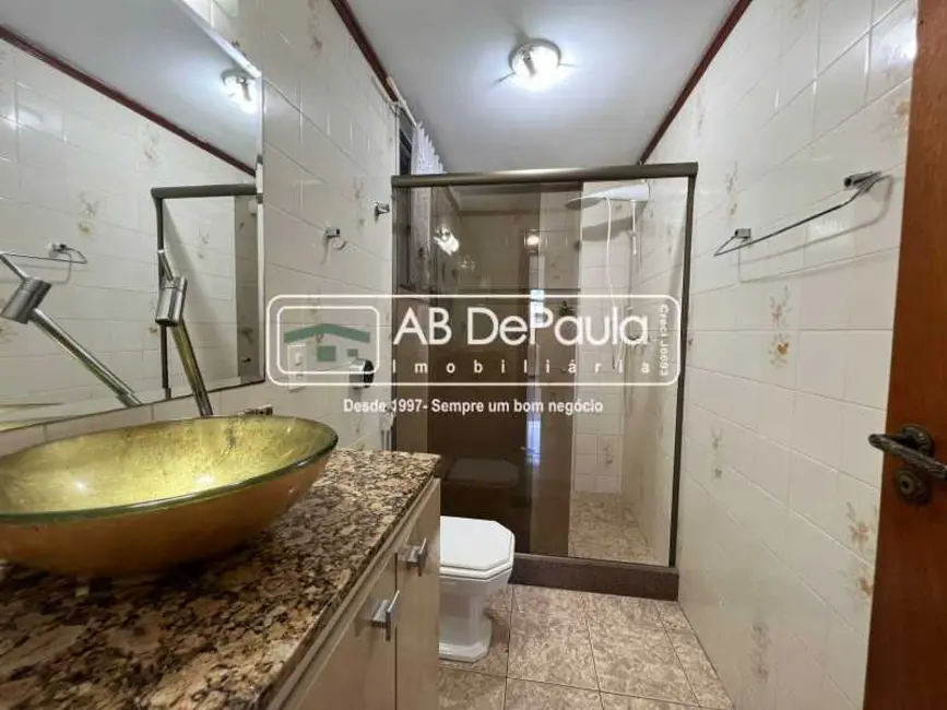 Apartamento com 3 quartos à venda, 130m2 em Rio De Janeiro - RJ - imagem 7 Foto 7 de Apartamento com 3 quartos à venda, 130m2 em Rio De Janeiro - RJ