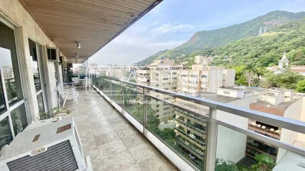 Foto 1 de Apartamento com 4 quartos à venda, 150m2 em Rio De Janeiro - RJ