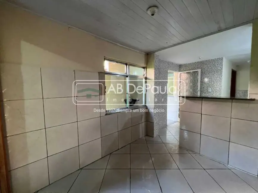 Casa com 2 quartos para alugar, 50m2 em Rio De Janeiro - RJ - imagem 9 Foto 9 de Casa com 2 quartos para alugar, 50m2 em Rio De Janeiro - RJ
