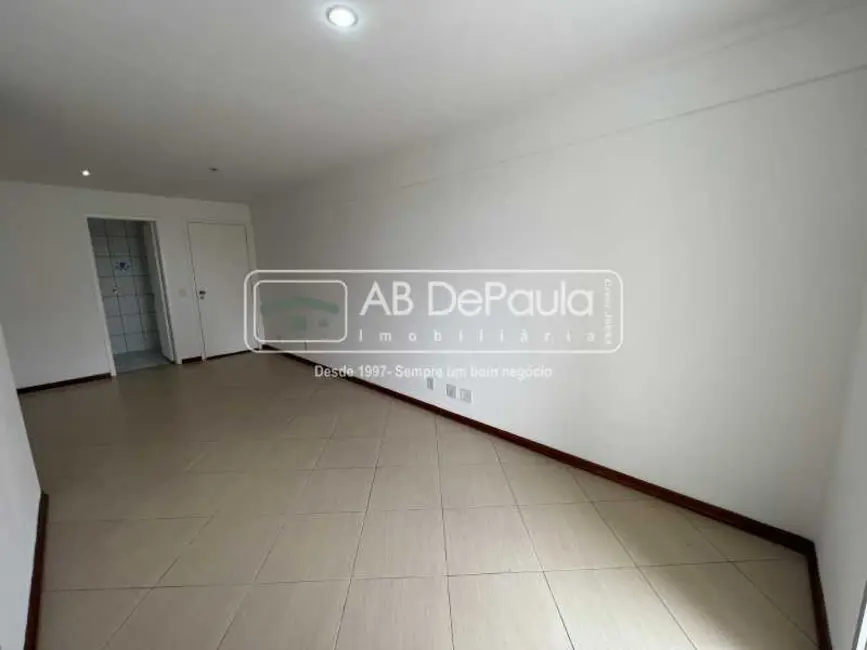 Foto 2 de Apartamento com 3 quartos à venda, 78m2 em Rio De Janeiro - RJ
