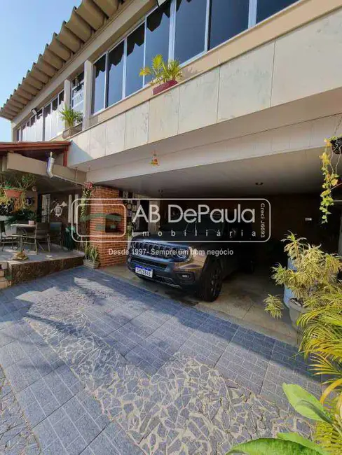 Casa com 4 quartos à venda, 276m2 em Rio De Janeiro - RJ - imagem 9 Foto 9 de Casa com 4 quartos à venda, 276m2 em Rio De Janeiro - RJ