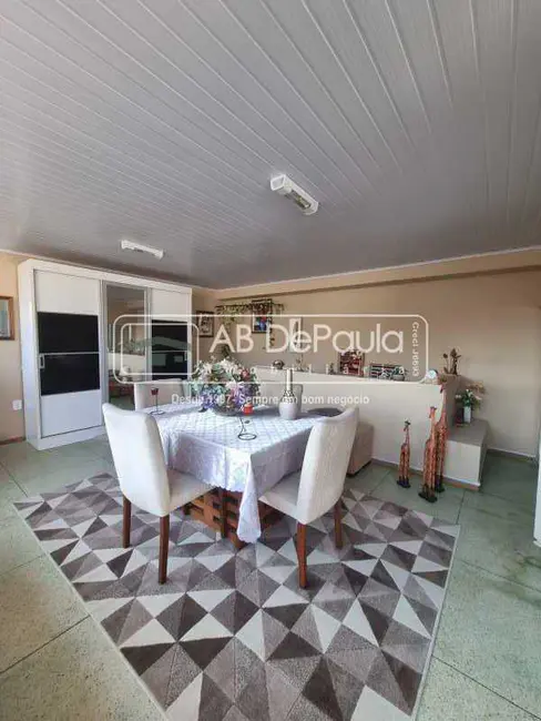 Casa com 4 quartos à venda, 276m2 em Rio De Janeiro - RJ - imagem 7 Foto 7 de Casa com 4 quartos à venda, 276m2 em Rio De Janeiro - RJ