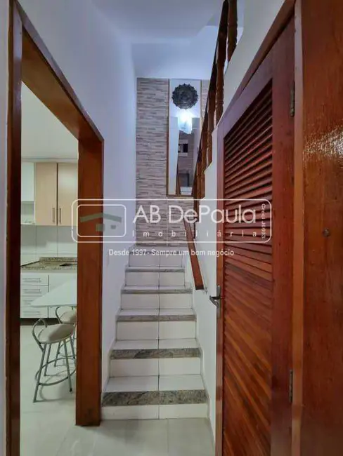 Foto 9 de Casa com 2 quartos à venda, 120m2 em Rio De Janeiro - RJ