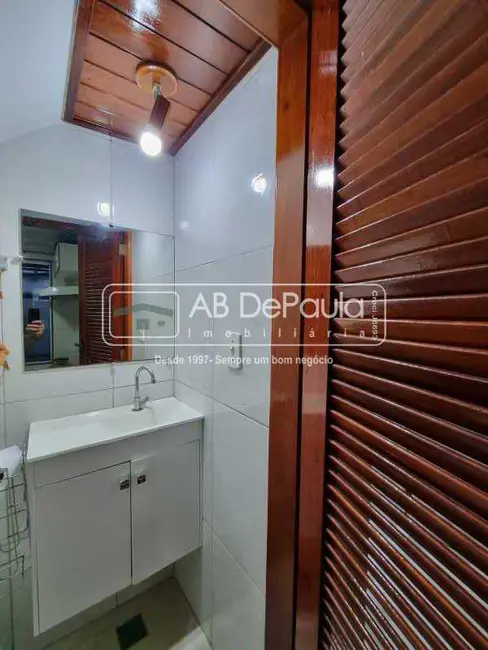 Foto 6 de Casa com 2 quartos à venda, 120m2 em Rio De Janeiro - RJ