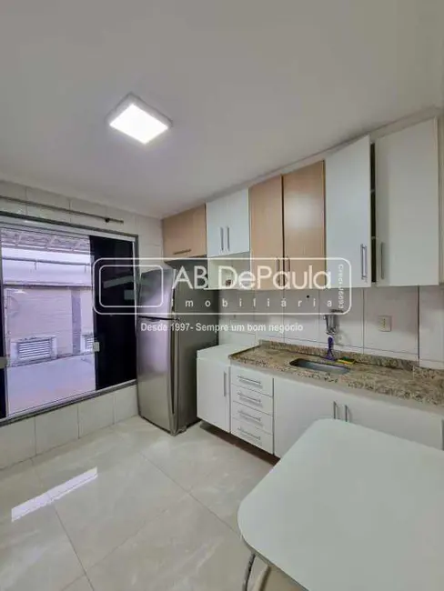 Foto 7 de Casa com 2 quartos à venda, 120m2 em Rio De Janeiro - RJ