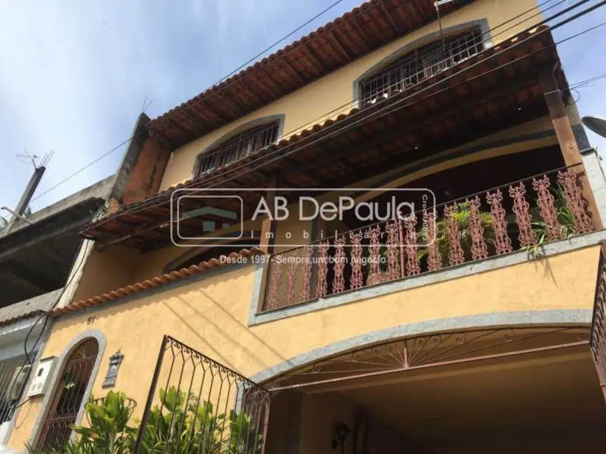 Foto 1 de Casa com 4 quartos à venda, 189m2 em Rio De Janeiro - RJ