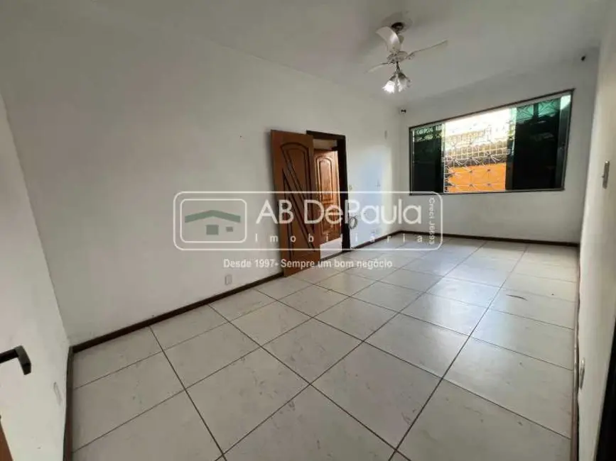 Casa com 3 quartos à venda, 150m2 em Rio De Janeiro - RJ - imagem 8 Foto 8 de Casa com 3 quartos à venda, 150m2 em Rio De Janeiro - RJ