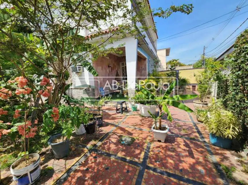 Foto 4 de Casa com 6 quartos à venda, 577m2 em Rio De Janeiro - RJ