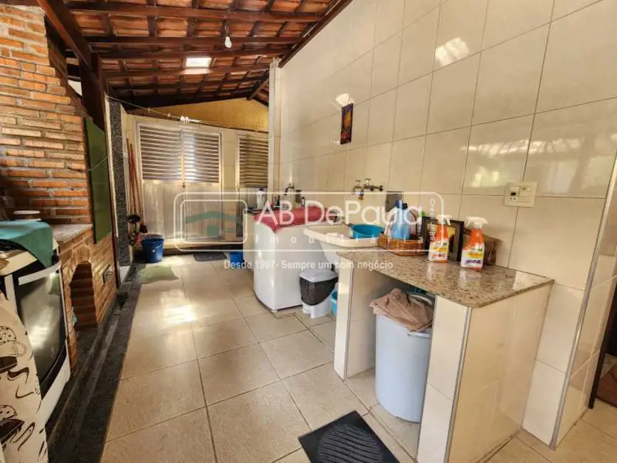 Foto 9 de Casa com 4 quartos à venda, 334m2 em Rio De Janeiro - RJ