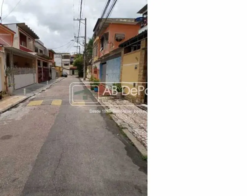 Foto 2 de Casa com 2 quartos à venda, 80m2 em Rio De Janeiro - RJ