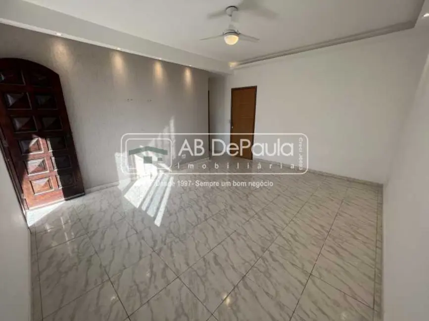 Foto 2 de Apartamento com 2 quartos à venda, 80m2 em Rio De Janeiro - RJ
