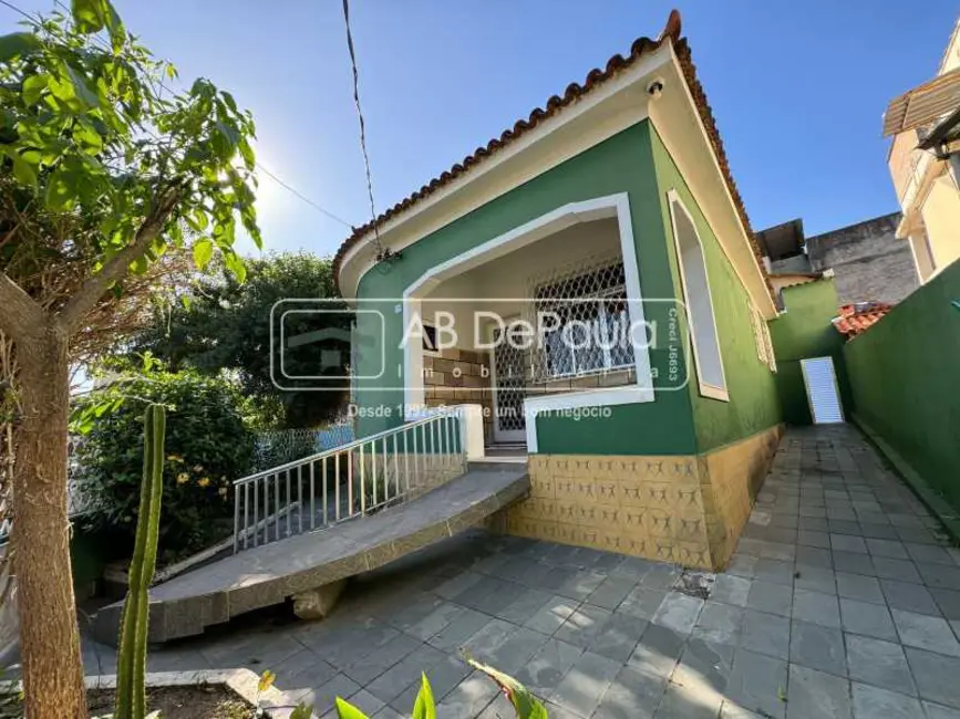 Casa com 3 quartos à venda, 105m2 em Rio De Janeiro - RJ - imagem 4 Foto 4 de Casa com 3 quartos à venda, 105m2 em Rio De Janeiro - RJ