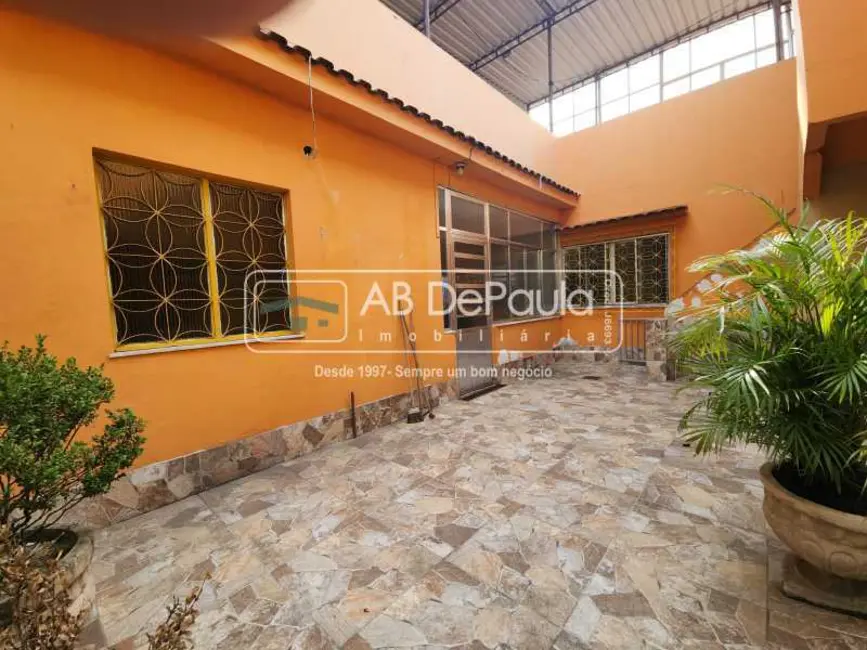 Foto 6 de Casa com 6 quartos à venda, 220m2 em Rio De Janeiro - RJ