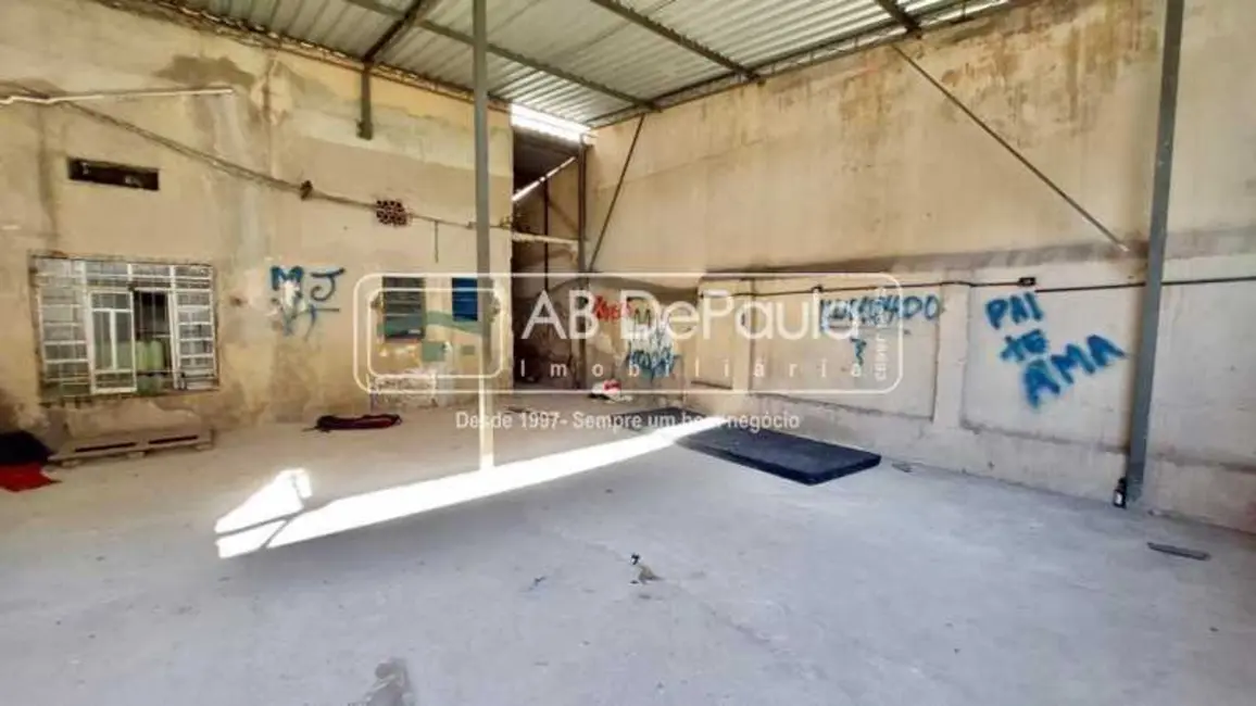 Loja para alugar, 25m2 em Rio De Janeiro - RJ - imagem 2 Foto 2 de Loja para alugar, 25m2 em Rio De Janeiro - RJ