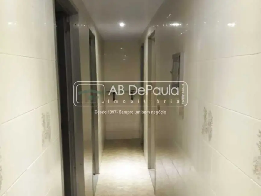 Foto 3 de Casa com 2 quartos à venda, 190m2 em Rio De Janeiro - RJ