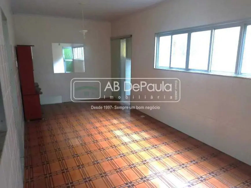 Foto 9 de Casa com 2 quartos à venda, 190m2 em Rio De Janeiro - RJ