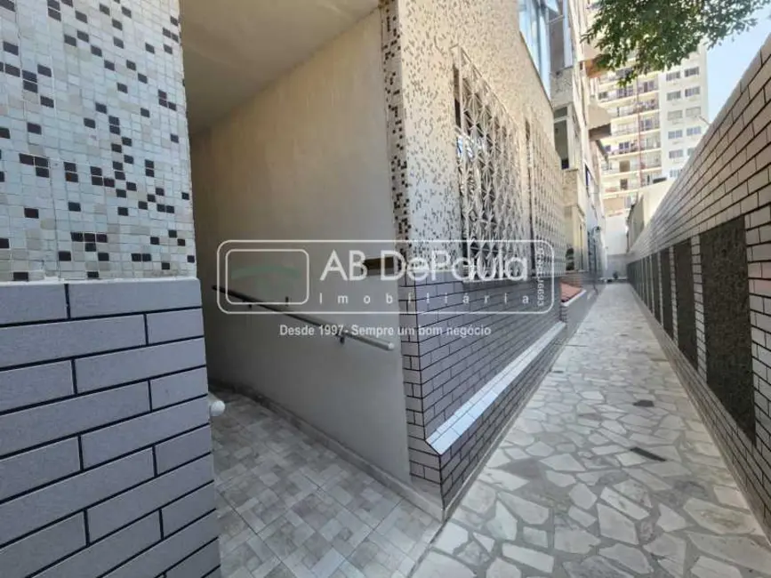 Foto 9 de Apartamento com 2 quartos à venda, 60m2 em Rio De Janeiro - RJ