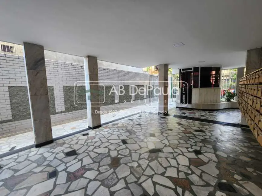 Foto 8 de Apartamento com 2 quartos à venda, 60m2 em Rio De Janeiro - RJ