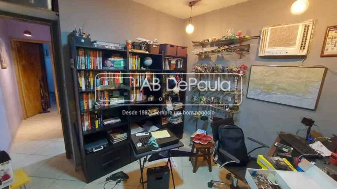 Casa com 2 quartos à venda, 160m2 em Rio De Janeiro - RJ - imagem 4 Foto 4 de Casa com 2 quartos à venda, 160m2 em Rio De Janeiro - RJ