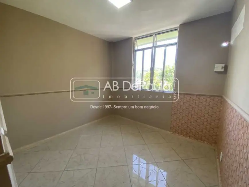 Apartamento com 2 quartos à venda e para alugar, 49m2 em Rio De Janeiro - RJ - imagem 8 Foto 8 de Apartamento com 2 quartos à venda e para alugar, 49m2 em Rio De Janeiro - RJ