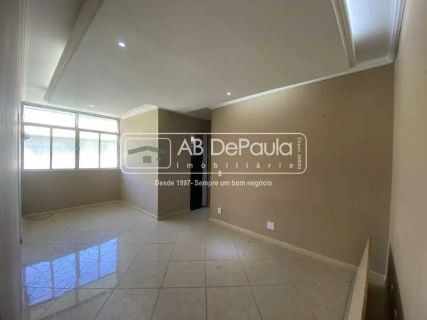 Apartamento com 2 quartos à venda e para alugar, 49m2 em Rio De Janeiro - RJ - imagem 2 Foto 2 de Apartamento com 2 quartos à venda e para alugar, 49m2 em Rio De Janeiro - RJ