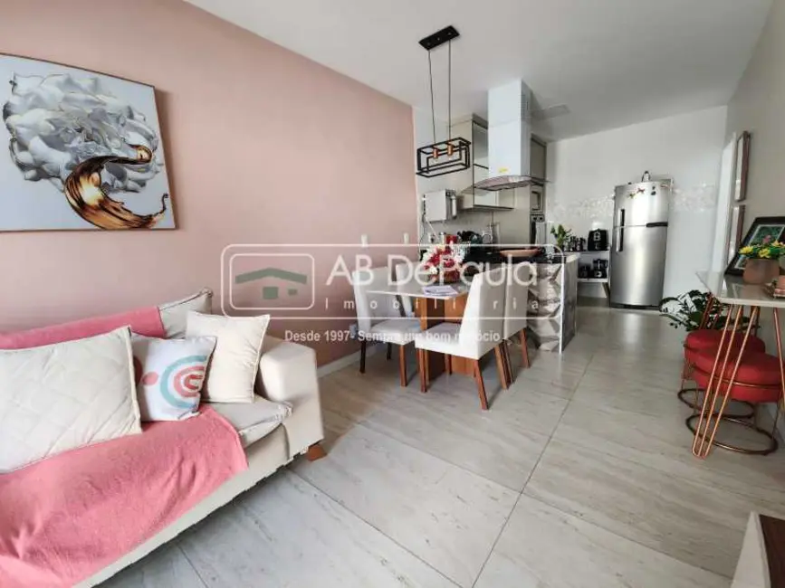 Casa com 2 quartos à venda, 100m2 em Rio De Janeiro - RJ - imagem 2 Foto 2 de Casa com 2 quartos à venda, 100m2 em Rio De Janeiro - RJ