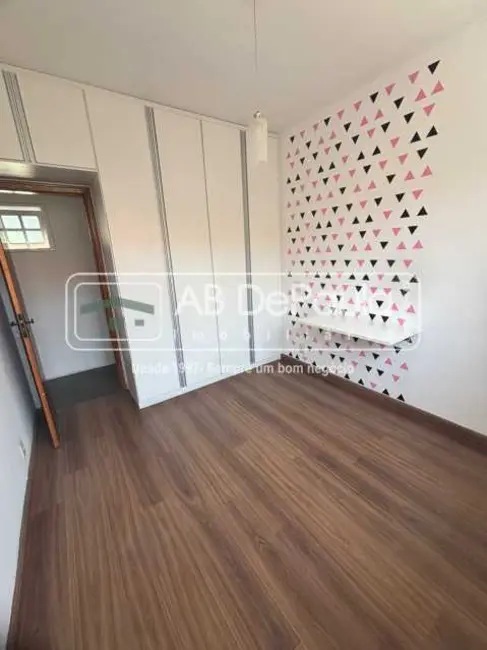 Casa com 2 quartos à venda, 61m2 em Rio De Janeiro - RJ - imagem 3 Foto 3 de Casa com 2 quartos à venda, 61m2 em Rio De Janeiro - RJ