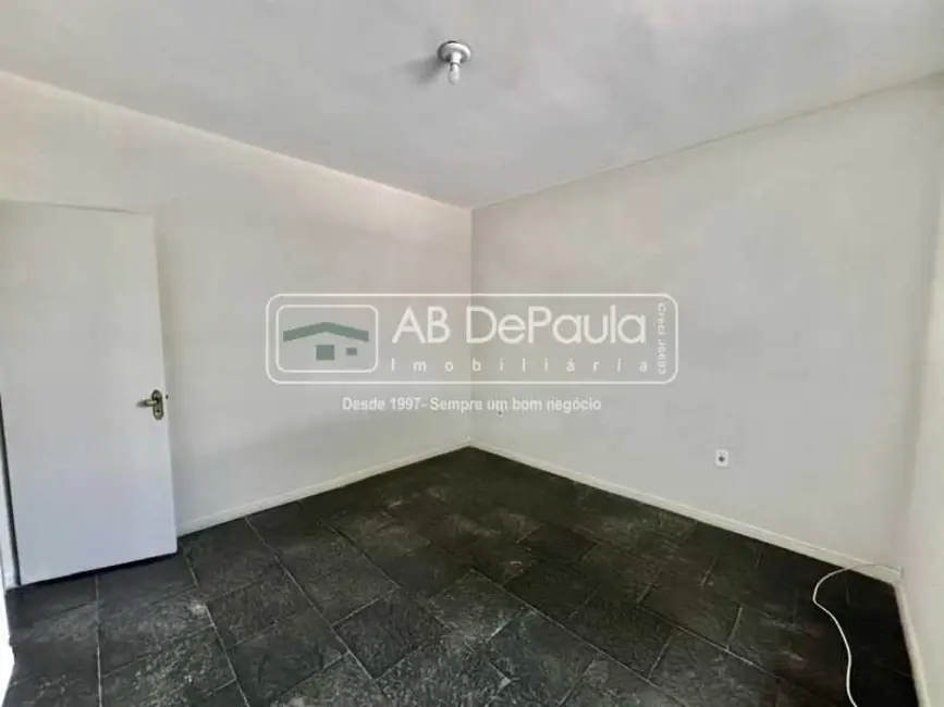 Apartamento com 2 quartos para alugar em Rio De Janeiro - RJ - imagem 9 Foto 9 de Apartamento com 2 quartos para alugar em Rio De Janeiro - RJ