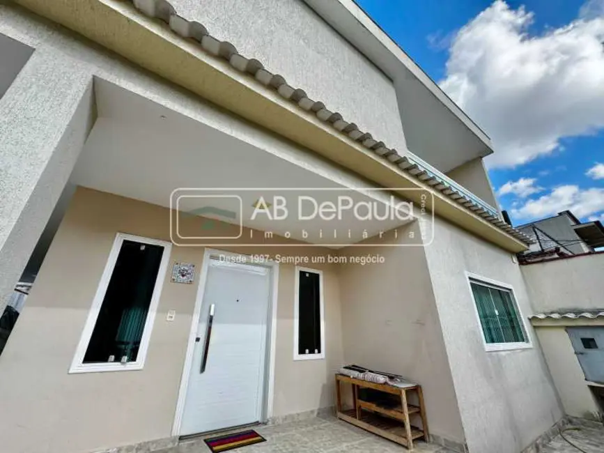 Foto 2 de Casa com 5 quartos à venda, 261m2 em Rio De Janeiro - RJ