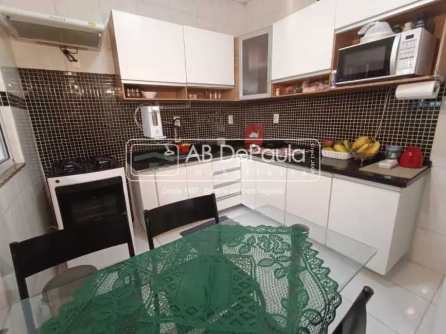 Casa com 2 quartos à venda, 64m2 em Rio De Janeiro - RJ - imagem 5 Foto 5 de Casa com 2 quartos à venda, 64m2 em Rio De Janeiro - RJ